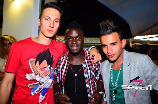 Cliquer pour voir l'image en taille réelle