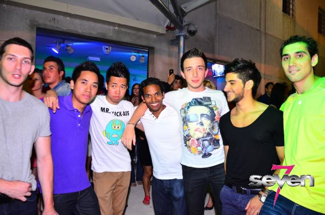 Cliquer pour voir l'image en taille réelle