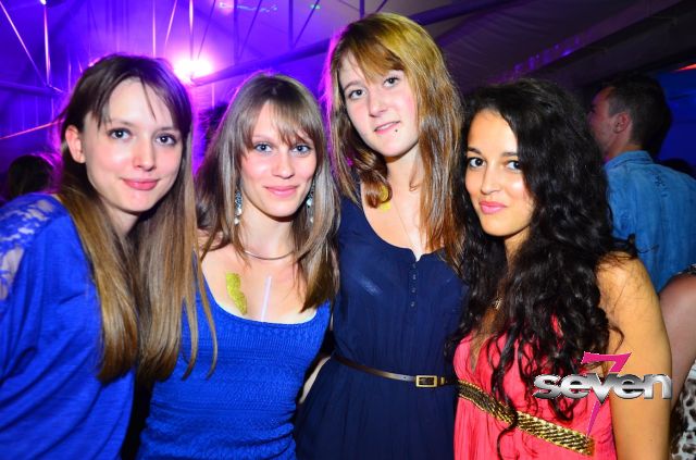 Cliquer pour voir l'image en taille réelle