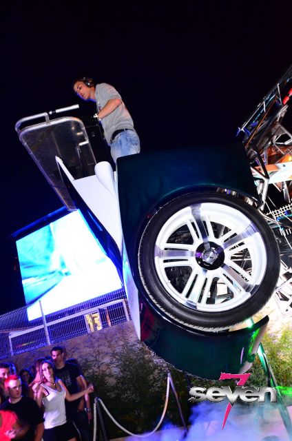 Cliquer pour voir l'image en taille réelle