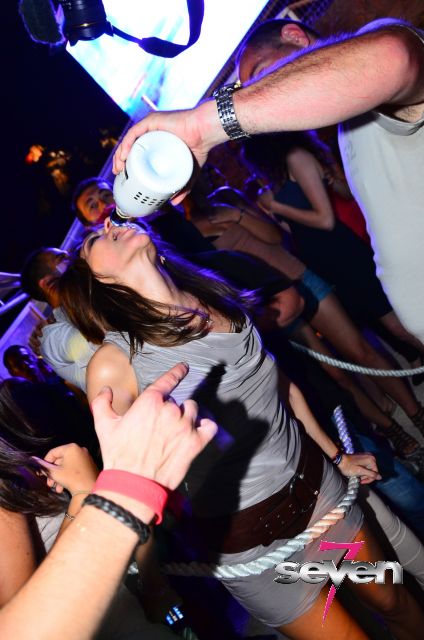 Cliquer pour voir l'image en taille réelle