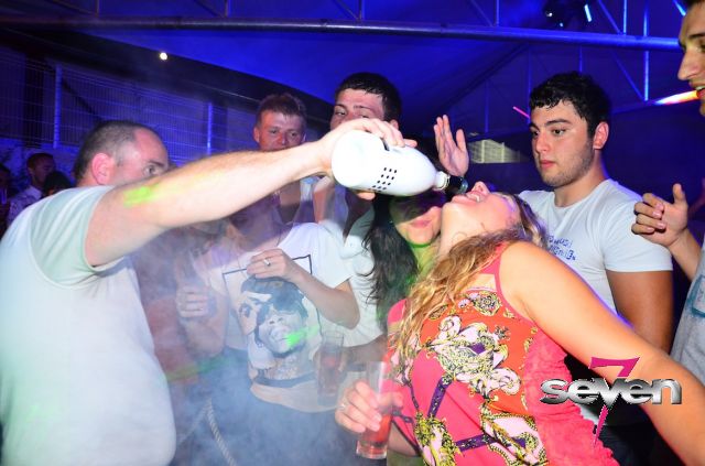 Cliquer pour voir l'image en taille réelle