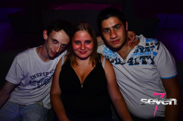 Cliquer pour voir l'image en taille réelle