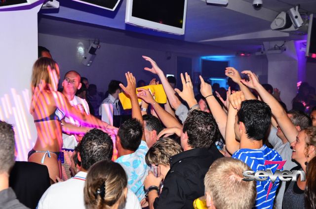 Cliquer pour voir l'image en taille réelle