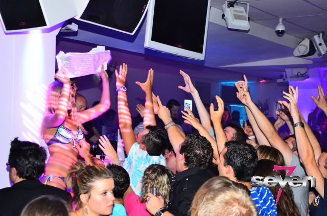 Cliquer pour voir l'image en taille réelle