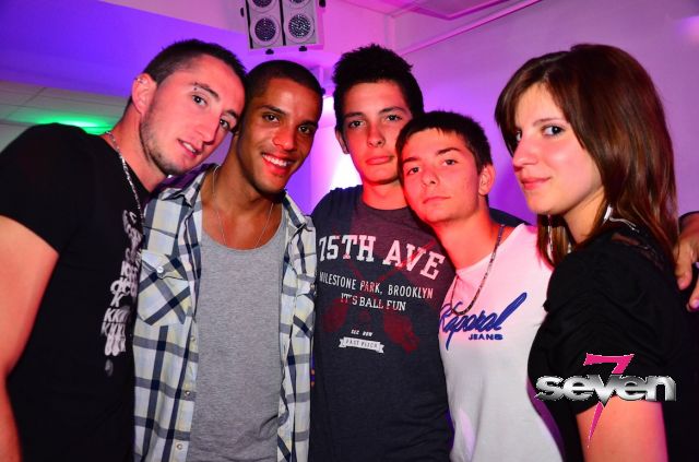 Cliquer pour voir l'image en taille réelle