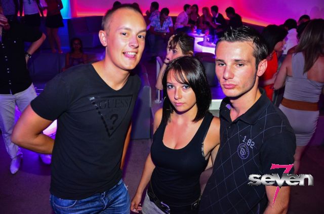 Cliquer pour voir l'image en taille réelle