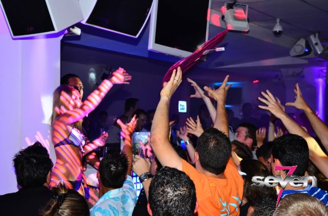 Cliquer pour voir l'image en taille réelle