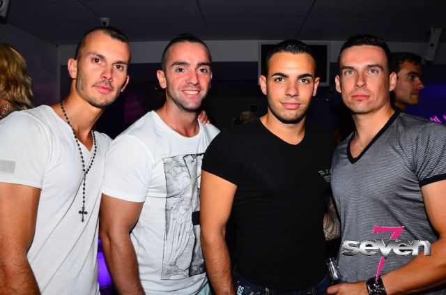 Cliquer pour voir l'image en taille réelle