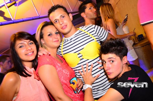 Cliquer pour voir l'image en taille réelle