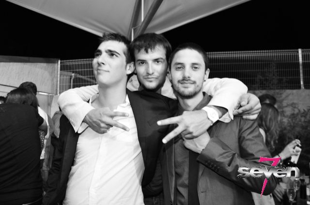 Cliquer pour voir l'image en taille réelle