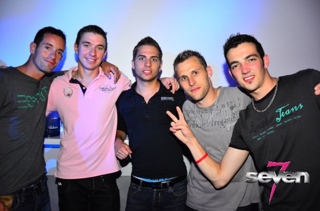 Cliquer pour voir l'image en taille réelle