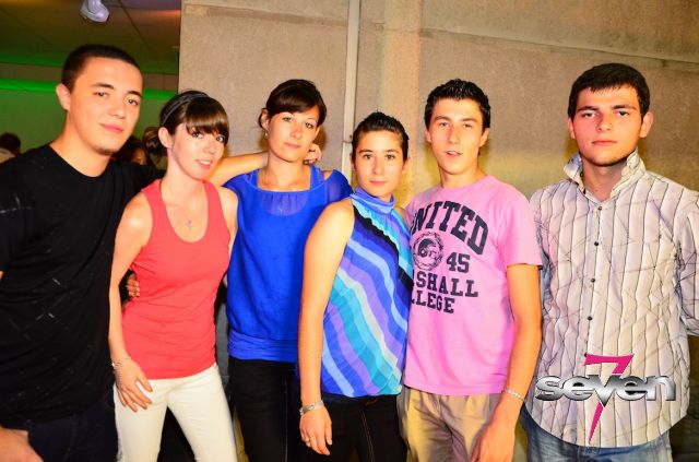 Cliquer pour voir l'image en taille réelle