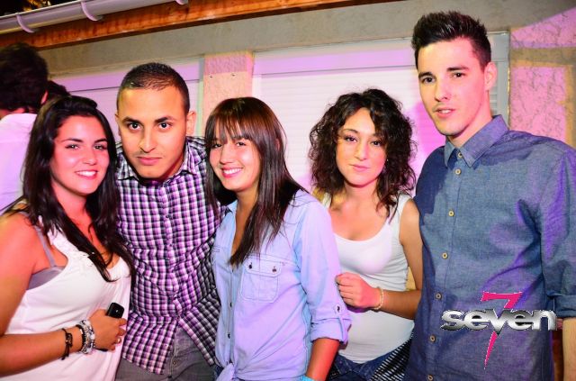 Cliquer pour voir l'image en taille réelle