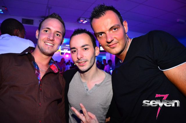 Cliquer pour voir l'image en taille réelle