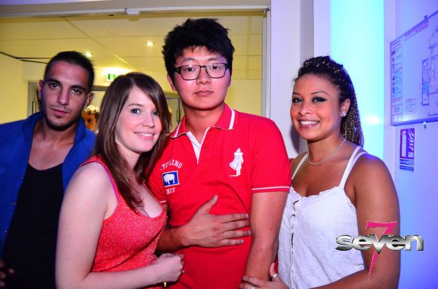 Cliquer pour voir l'image en taille réelle