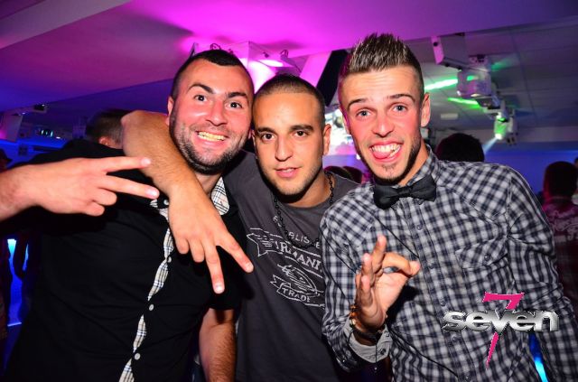 Cliquer pour voir l'image en taille réelle