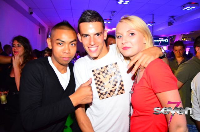 Cliquer pour voir l'image en taille réelle