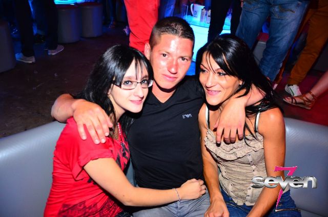 Cliquer pour voir l'image en taille réelle