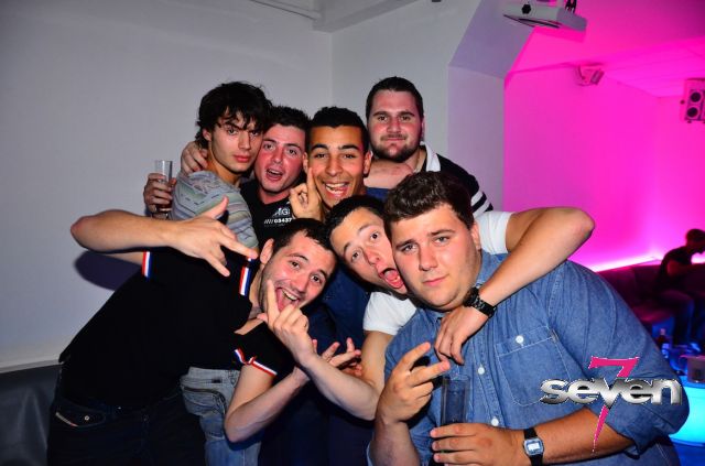 Cliquer pour voir l'image en taille réelle