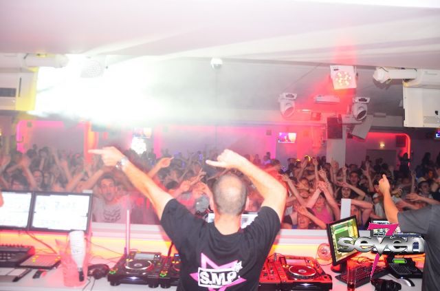 Cliquer pour voir l'image en taille réelle