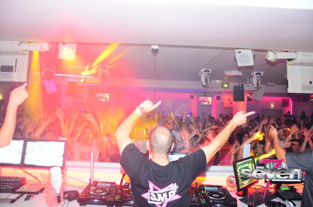 Cliquer pour voir l'image en taille réelle