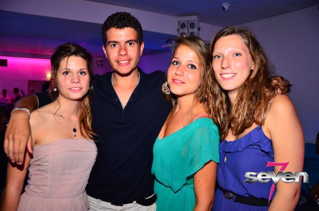 Cliquer pour voir l'image en taille réelle