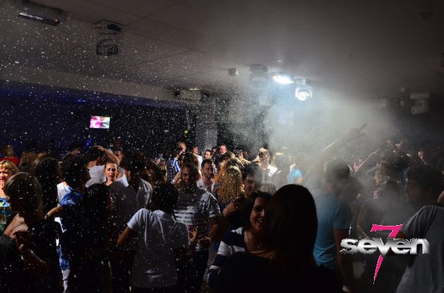 Cliquer pour voir l'image en taille réelle