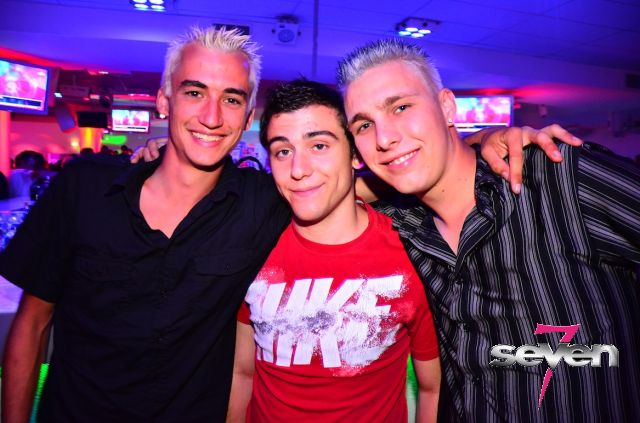 Cliquer pour voir l'image en taille réelle