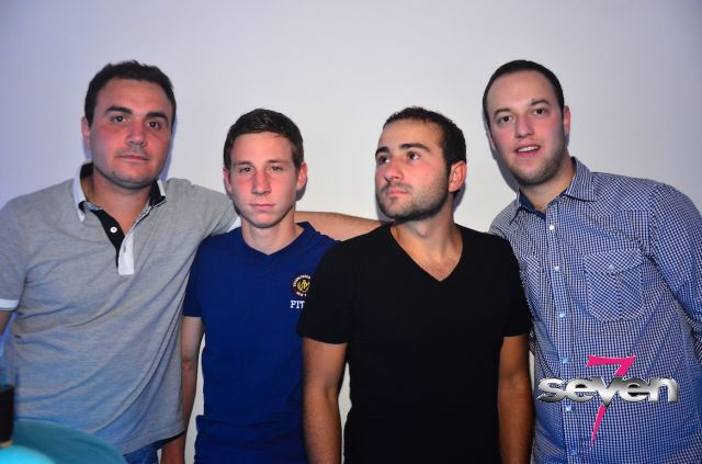 Cliquer pour voir l'image en taille réelle