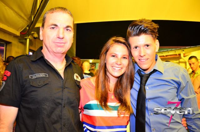 Cliquer pour voir l'image en taille réelle