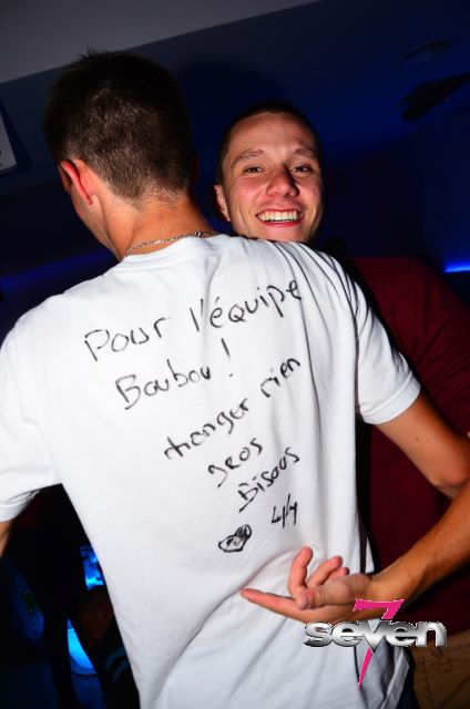 Cliquer pour voir l'image en taille réelle