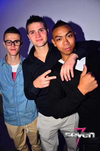 Cliquer pour voir l'image en taille réelle