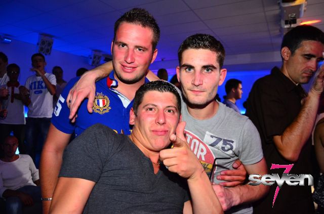 Cliquer pour voir l'image en taille réelle