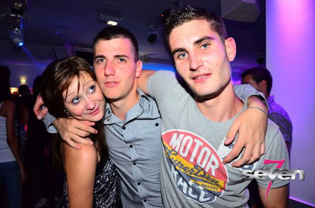 Cliquer pour voir l'image en taille réelle