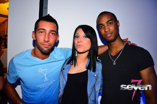 Cliquer pour voir l'image en taille réelle