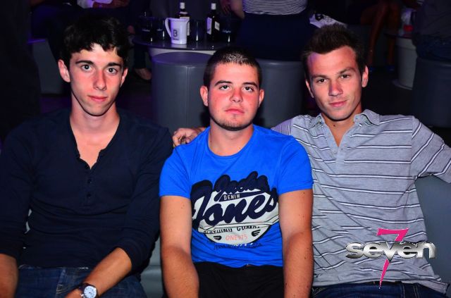 Cliquer pour voir l'image en taille réelle