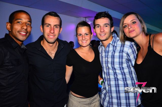 Cliquer pour voir l'image en taille réelle