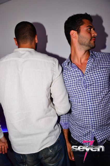 Cliquer pour voir l'image en taille réelle