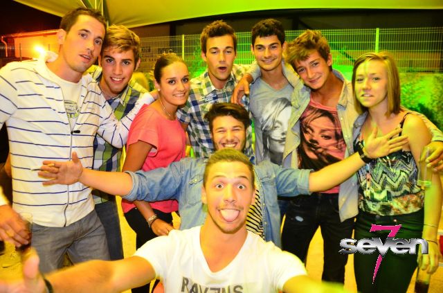 Cliquer pour voir l'image en taille réelle