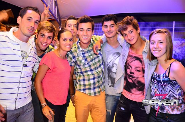 Cliquer pour voir l'image en taille réelle