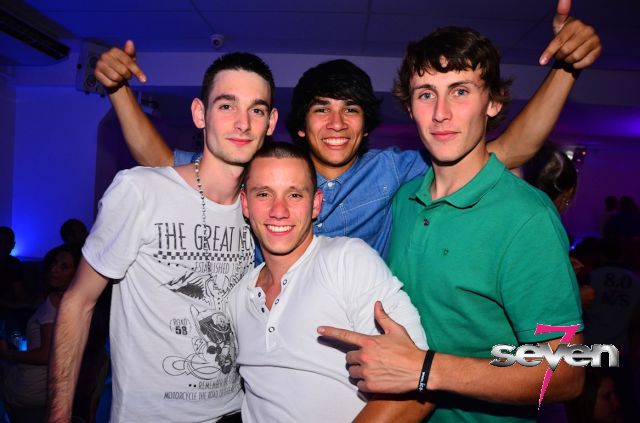 Cliquer pour voir l'image en taille réelle