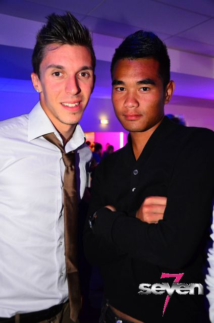 Cliquer pour voir l'image en taille réelle