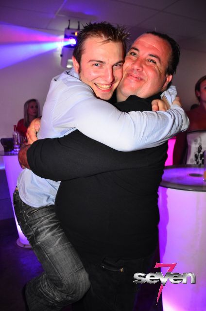 Cliquer pour voir l'image en taille réelle