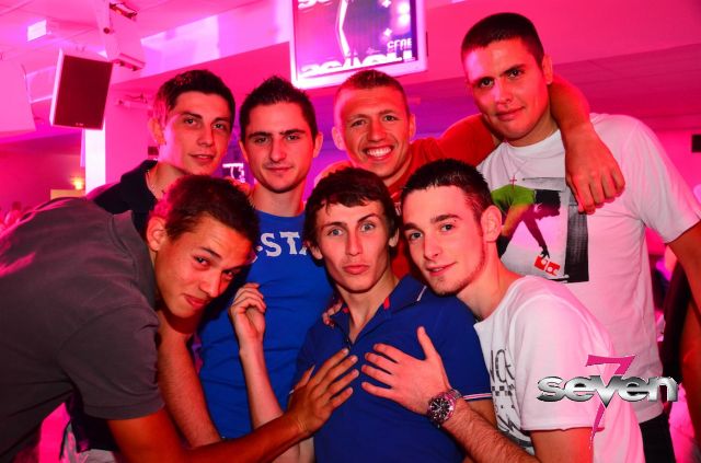 Cliquer pour voir l'image en taille réelle