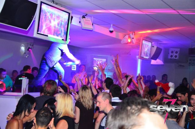 Cliquer pour voir l'image en taille réelle