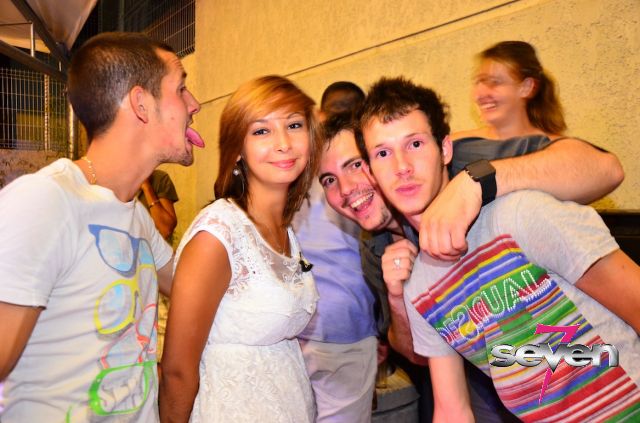 Cliquer pour voir l'image en taille réelle