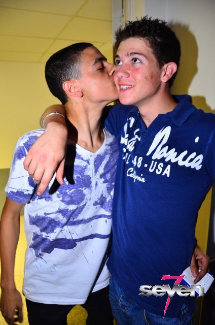 Cliquer pour voir l'image en taille réelle