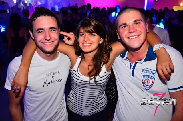 Cliquer pour voir l'image en taille réelle