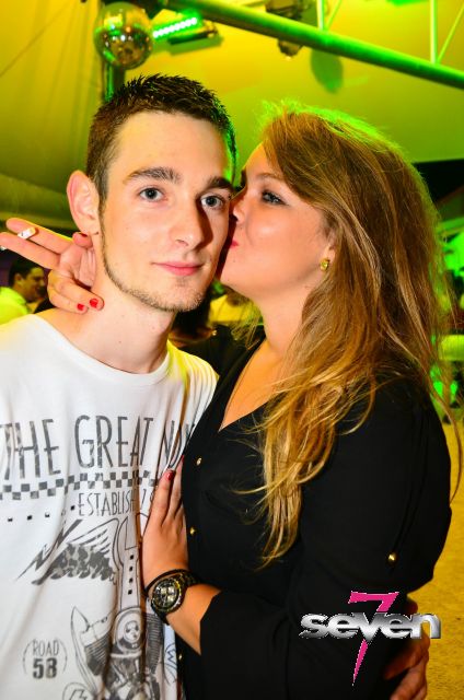 Cliquer pour voir l'image en taille réelle